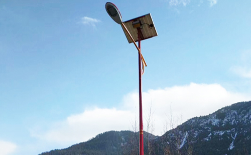 如何选择高质量的景泰太阳能路灯材料：全方位指南