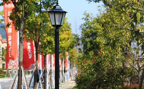 装景泰庭院灯避坑指南：庭院路灯防雷接地要点